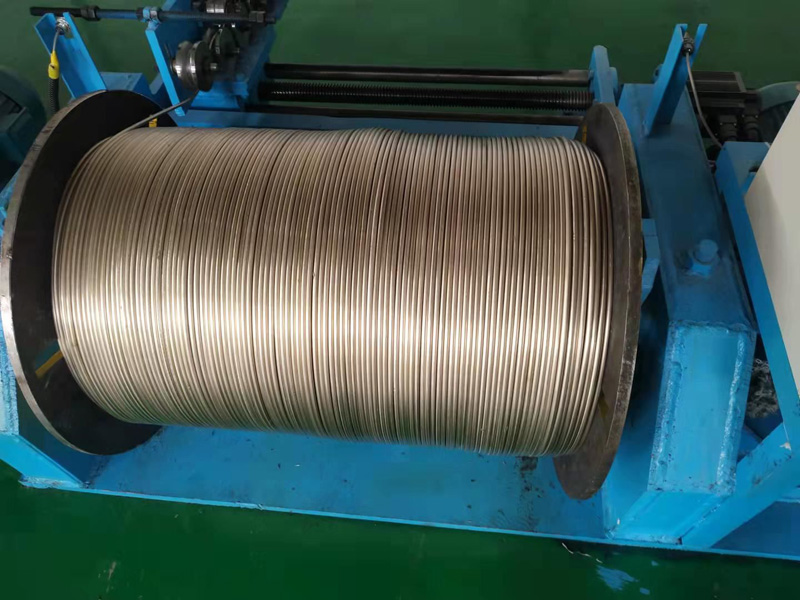 CABLES METÀLLICS DE CALCI EXTRUDIS
